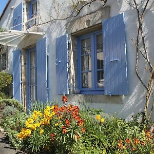 Villa La Maison Bleue à Saint-Gelais Exterior photo