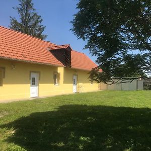 Villa U Pichleru à Pnov-Predhradi Exterior photo