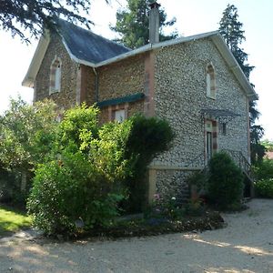 Bed and Breakfast Le point d'orgue à Pineuilh Exterior photo