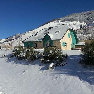 Gîte de montagne du Plateau de Lhers Accous Exterior photo