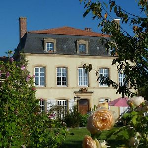 Bed and Breakfast Maison Les Beaux Arts à Mouzay  Exterior photo