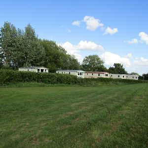 Fenlake Holiday Accommodation Metheringham Exterior photo