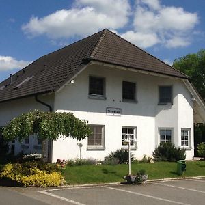 Hotel Pension Egerer à Bad Köstritz Exterior photo