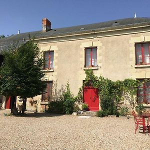 Bed and Breakfast Aux Caprices des Dieux à Marnes Exterior photo