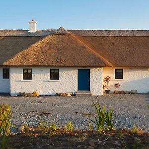 Bayside Cottage Connemara Canower Exterior photo