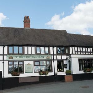 Hotel The Olde Peculiar à Rugeley Exterior photo