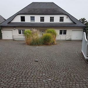 Wohnen Im Souterrain Einer Villa Herdecke Exterior photo