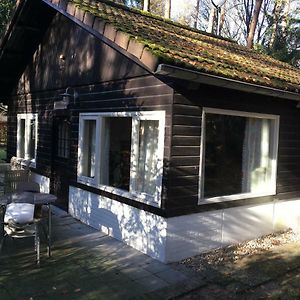 Villa Kleine Huisje Op De Veluwe à Otterlo Exterior photo