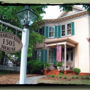 Bed and Breakfast Charles Bass House Bed&Breakfast à South Boston Exterior photo