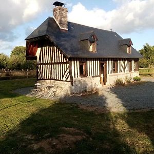 Villa Bienvenue à la maison à Le Theil-en-Auge Exterior photo