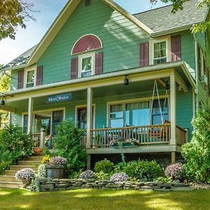 Moonshadow B&B Hammondsport Exterior photo