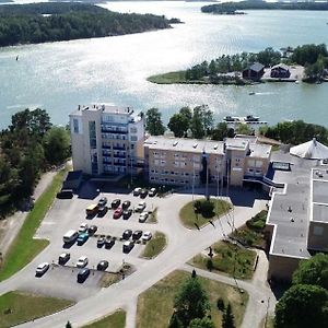 Finlandia Hotel Aquarius Uusikaupunki Exterior photo