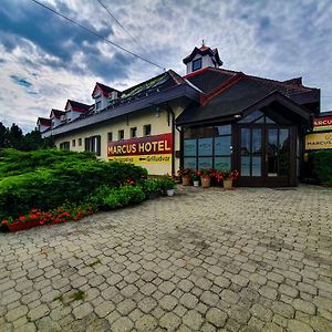 Bed and breakfast Retro Szallas, Torony Exterior photo