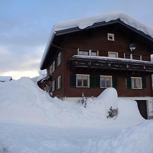 Appartement Haus Annelies à Au (Vorarlberg) Exterior photo