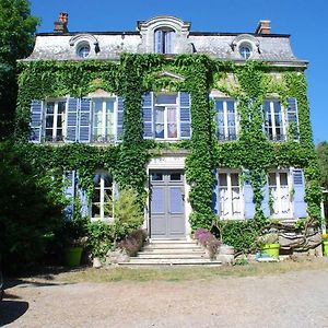 Bed and Breakfast Le chateau à Eparcy Exterior photo