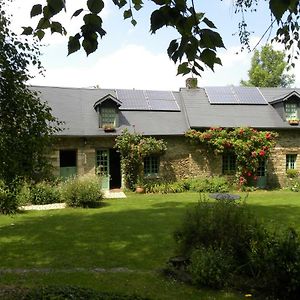 Bed and Breakfast Le Lavoir de Julia à Bourgvallees Exterior photo