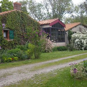 Bed and Breakfast L'instant jardin à Saint-Mars-de-Coutais Exterior photo