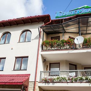 Hotel Goverla à Yaremtche Exterior photo