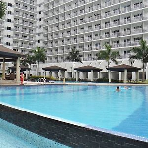 La Vista Luxury Shell Residences Pasay Exterior photo