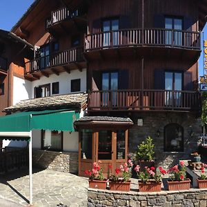 Hotel Triolet Courmayeur Exterior photo