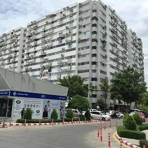 Muangthongthani Rental By Khun Dan Pak Kret Exterior photo