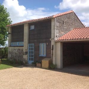 Villa Rose Barn à Cersay Exterior photo