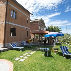 A & B Holiday Home Deiva Marina Exterior photo