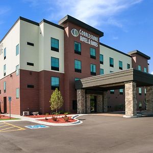 Cobblestone Hotel&Suites - Appleton International Airport Neenah Exterior photo