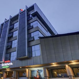 Hotel Treebo Trend Vinamra Residency à Navi Mumbai Exterior photo