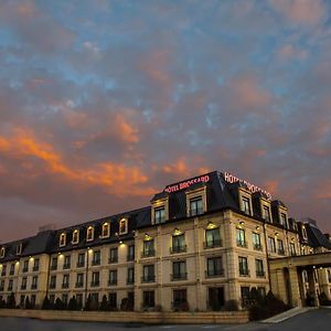 Hotel Brossard Exterior photo