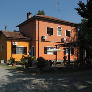 Villa Il Biancospino à Casteggio Exterior photo