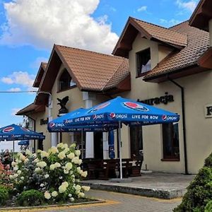 Hotel Zajazd Forest à Węgrów Exterior photo