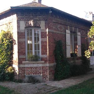 Hotel Le jardin des Écureuils à Demuin Exterior photo