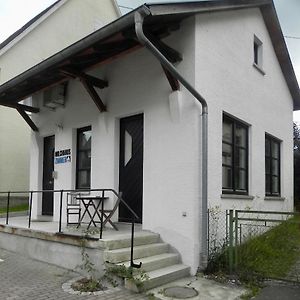 Hotel Milchhaus Zimmer - Tiny House à Balingen Exterior photo