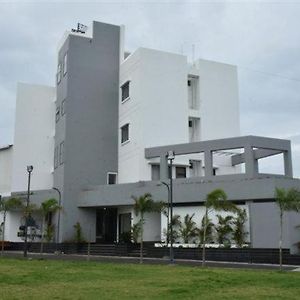 Hotel Sai Krupa Lawn And Regency, Buldhana Exterior photo