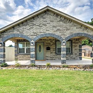 Oklahoma City Home With Yard - 5 Mi To Downtown! Exterior photo