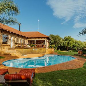 Boubou Bed And Breakfast Rustenburg Exterior photo