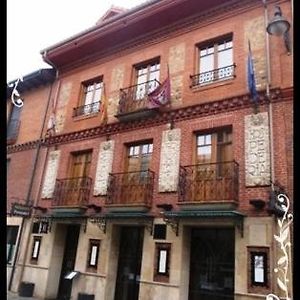 Hotel Hospederia Fernando I à León Exterior photo