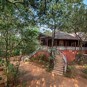 Saffronstays Parsi Manor, Matheran Exterior photo