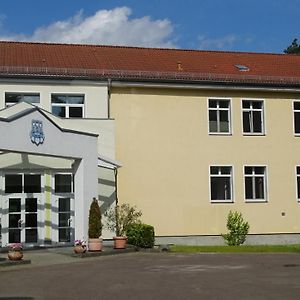 Hotel Gaestehaus Teikyo Am Zeuthener See à Berlin Exterior photo