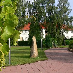 Hotel Christliche Gaestehaeuser Weinstrasse à Neustadt an der Weinstraße Exterior photo