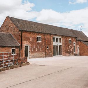 Bed and Breakfast Tuppenhurst Barn à Rugeley Exterior photo