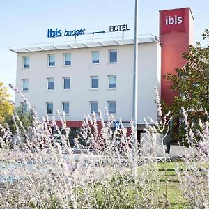 Hotel ibis budget Montauban Les Chaumes Exterior photo