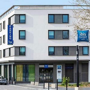 Hotel ibis budget Saint Quentin Yvelines - Vélodrome à Montigny-le-Bretonneux Exterior photo