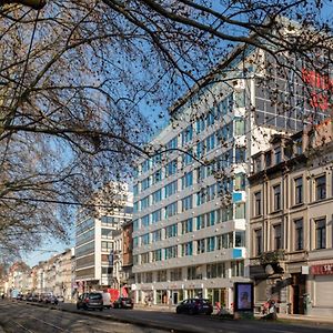 Flat Hotel Midi 33 Bruxelles Exterior photo