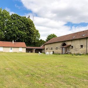 Maison de 4 chambres avec jardin amenage et wifi a Monthenault Exterior photo