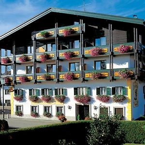 Hotel Tirolerhof à Sankt Georgen im Attergau Exterior photo