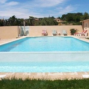 Maison de 2 chambres avec piscine partagee jardin clos et wifi a Aubignan Exterior photo