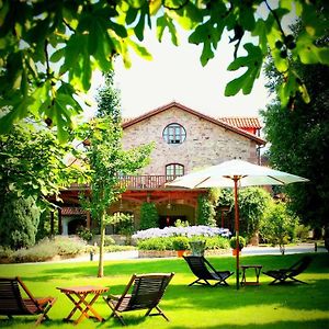 Hotel Jardin De Carrejo à Cabezón de la Sal Exterior photo