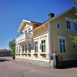 Hotell Floras Traedgard Öregrund Exterior photo